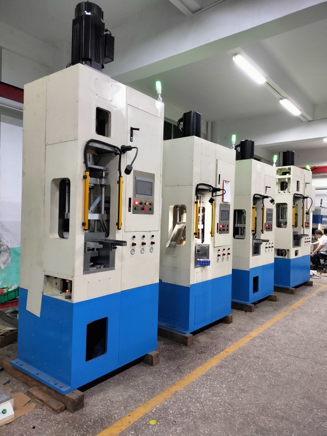 伺服粉末成型機-新材料、新技術(shù)、新工藝